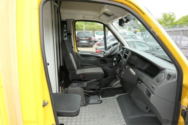 Skriňová dodávka iveco Daily 35 S11 C30C AUTOMATIK KAMERA Regale LUFT DURCHGANG EURO-5 CoC