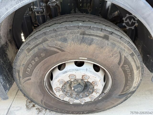 Swap body truck Iveco Trakker 410T45 Wechsel BETON+KIPPER 40T