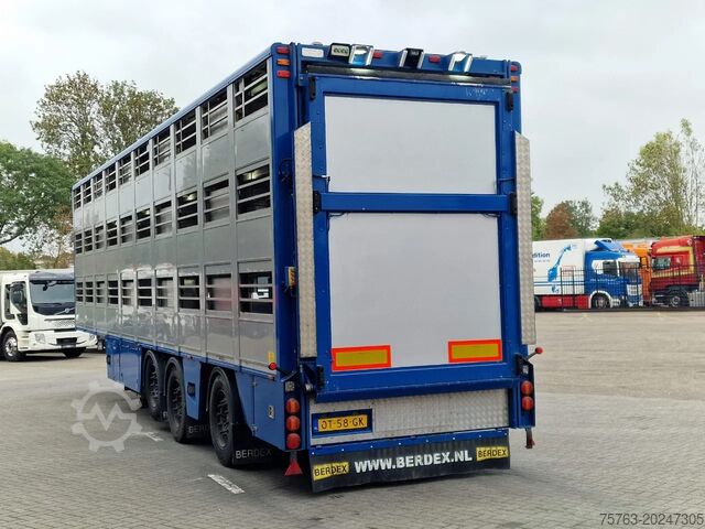Szarvasmarha-szállítás Berdex 0S1227 - 3 deck Livestock - Loadlift - Steering...