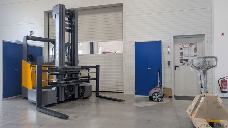 Kamion me katër drejtime Jungheinrich ETV Q25