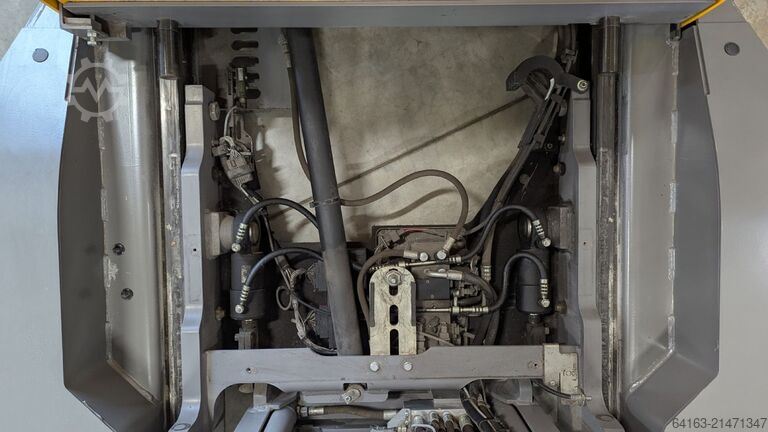 Kamion me katër drejtime Jungheinrich ETV Q25