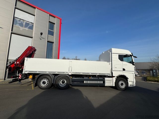 फ्लैटबेड ट्रक MAN TGX 26.470 BL 6x2-4 Pritsche mit FassiF235 Kran