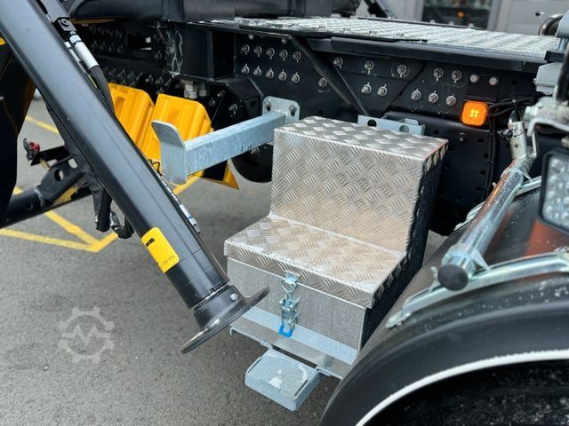 Φορτηγό μεταφοράς ξυλείας MAN TGS 26.520 6x4-4 BL Schemel Epsilon M120Z96 Kran