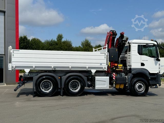 삼방향 덤프 트럭 MAN TGS 26.480 6x4 Krankipper Fassi/SOFORT VERFÜGBAR
