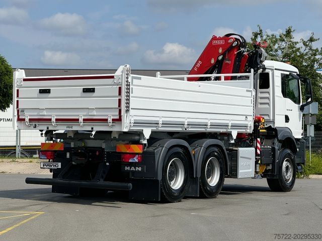 삼방향 덤프 트럭 MAN TGS 26.480 6x4 Krankipper Fassi/SOFORT VERFÜGBAR