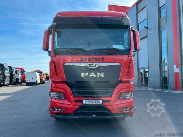 木材運搬トラック MAN TGX 6x4 mit PAVIC HTA 20 66Z Tajfun LIV L150Z