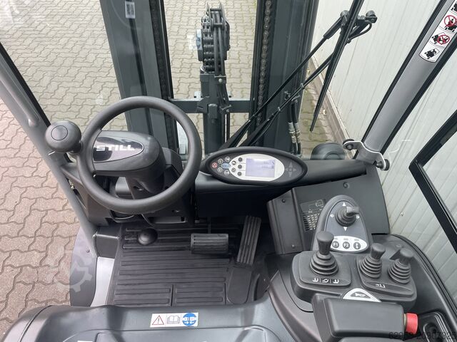 4-hjulig gaffeltruck STILL RX60-30 | AKKU 97% | 2.331 Bst.