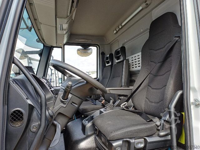 Camion à usage spécial IVECO EUROCARGO ML120E25/P