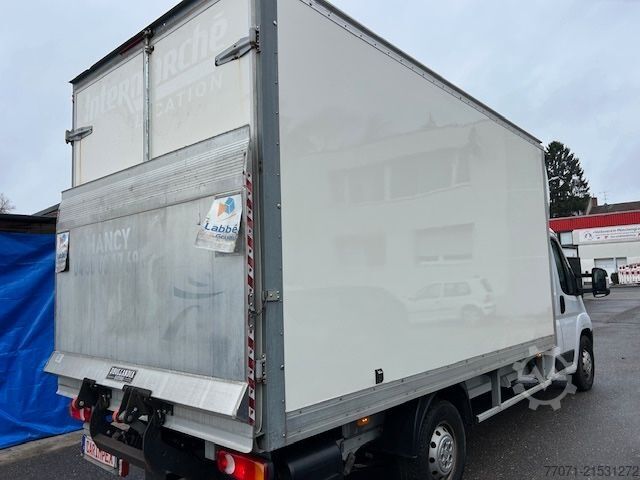 Vrachtwagen met bakwagen CITROEN Jumper  Koffer+LBW*4-35*Navi*Klima*Tempom*165PS*