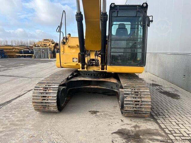 Kāpurķēžu ekskavators CAT 320 D3 GC