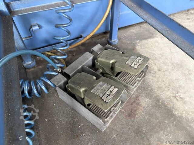 CNC svarv- och fräscenter OKUMA MULTUS B 300