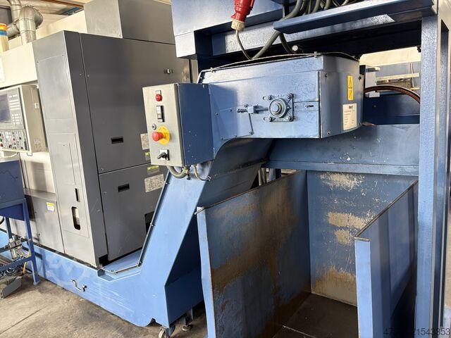 CNC svarv- och fräscenter OKUMA MULTUS B 300