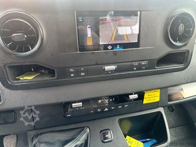 Microbuz MERCEDES-BENZ Sprinter 317 Tourer LIFT L2H2 Smartfloor