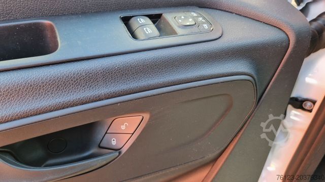 Minibus MERCEDES-BENZ Sprinter 311 Flexi Boden Rolli Doppel AC