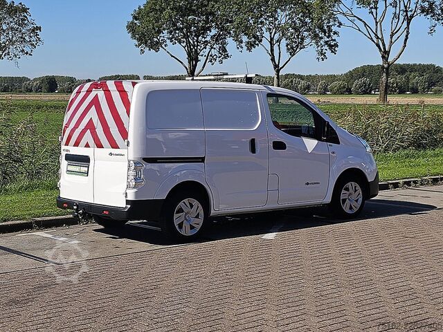 Augsta jumta universālis NISSAN E-NV200 ac aut wltp 200 kms