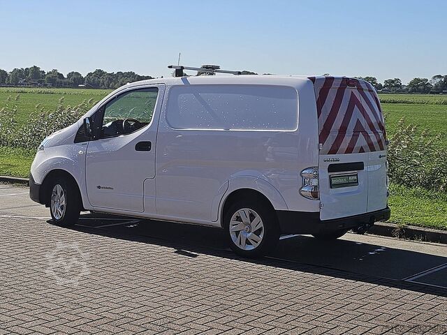 Augsta jumta universālis NISSAN E-NV200 ac aut wltp 200 kms