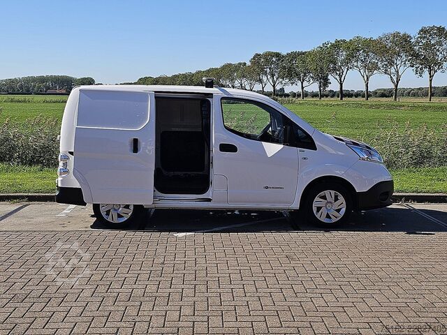 Augsta jumta universālis NISSAN E-NV200 ac aut wltp 200 kms