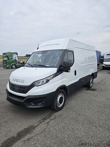 Varebil Iveco Daily 38s14e