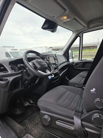 Varebil Iveco Daily 38s14e
