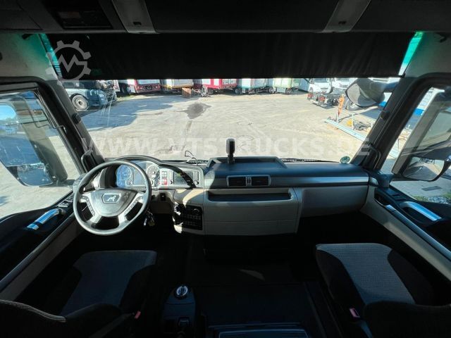 Volume trekker MAN TGX 18.460 4X2 Low-Liner Euro 6 Retarder