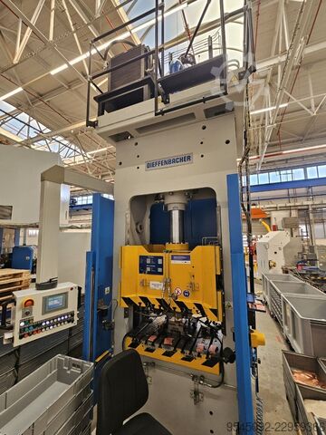 Trekkpresse Dieffenbacher PO 100