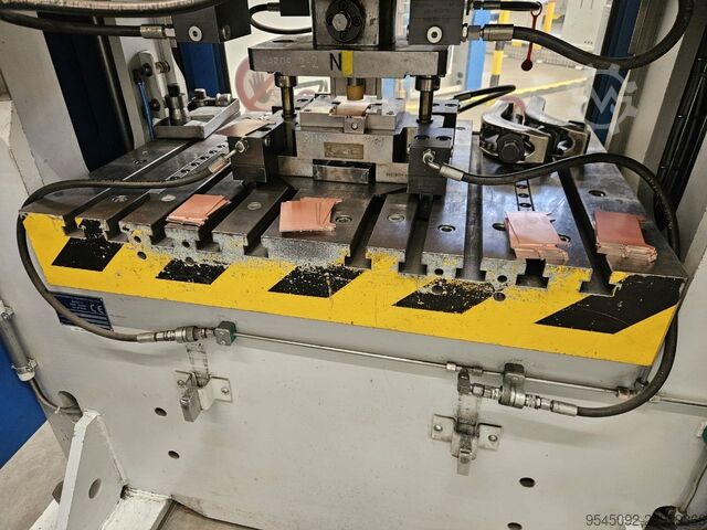 Trekkpresse Dieffenbacher PO 100