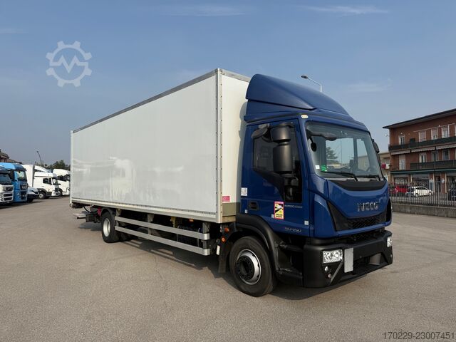 Autocamion cu caroserie tip cutie Iveco eurocargo 160-250