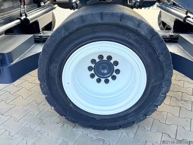 Forklift empat arah Combilift C14000 DUPLEX 3600 FREE LIFT POSITIONER