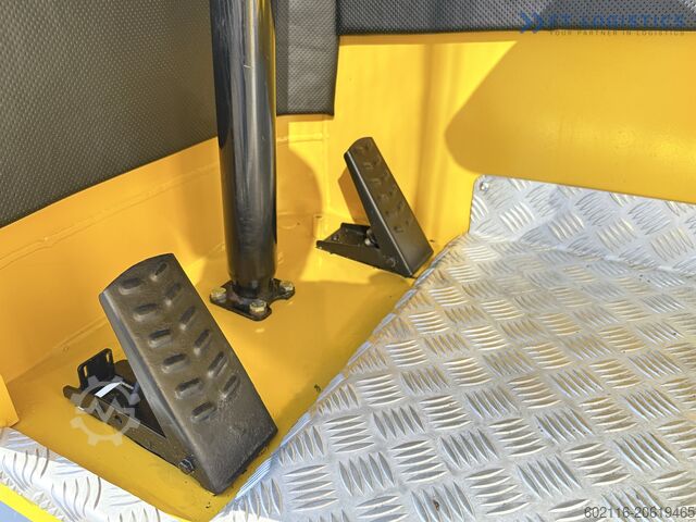 Четырёхходовой вилочный погрузчик Combilift C5000XL GAS TRIPLEX 6000 EXTENDABLE FORK