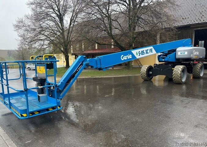 τηλεσκοπική πλατφόρμα εργασίας Genie S-85 XC FE