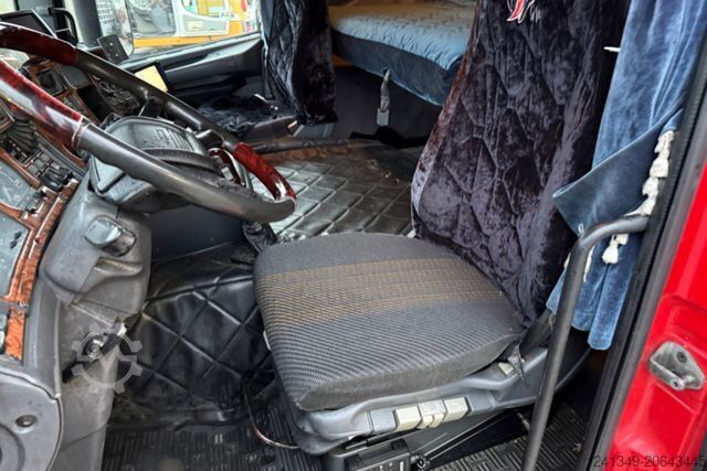 Camión plataforma con toldo SCANIA 164 580 V8 4x2