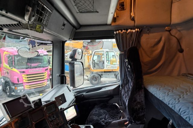 Camión plataforma con toldo SCANIA 164 580 V8 4x2