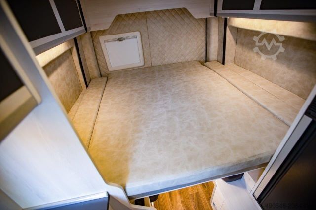 Autocaravana MEGAMOBIL Mega Lounge oder Classic 600 MAN 4x4 mit Hubbett