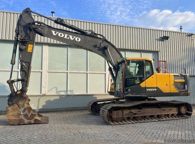 Lánctalpas kotrógép Volvo EC 220 EL    2016   TOPCON 3D GPS