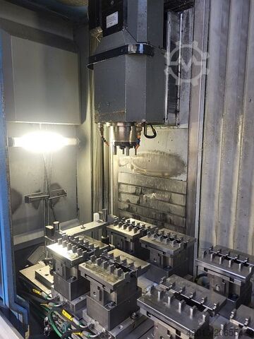 Centrum obróbcze - pionowe CHIRON MILL 2000 HIGH SPEED