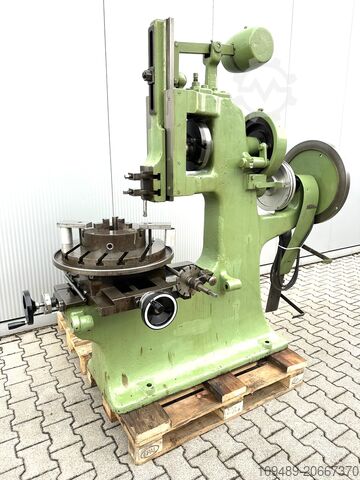 Brošēšanas iekārta / VS 600 Nutenstossmaschine VS 600