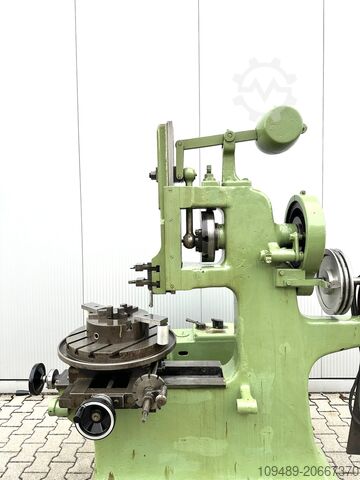 Brošēšanas iekārta / VS 600 Nutenstossmaschine VS 600