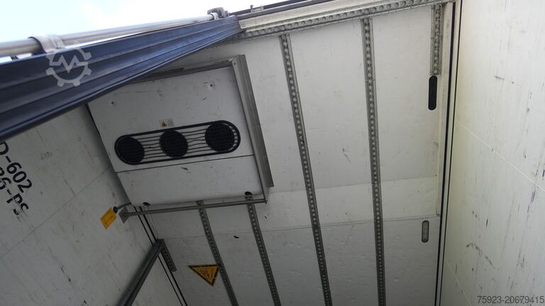 النقل المبرد / المجمد Schmitz Cargobull 3 AXLE FRIGO TRAILER WITH THERMO KING SLX I BI-...