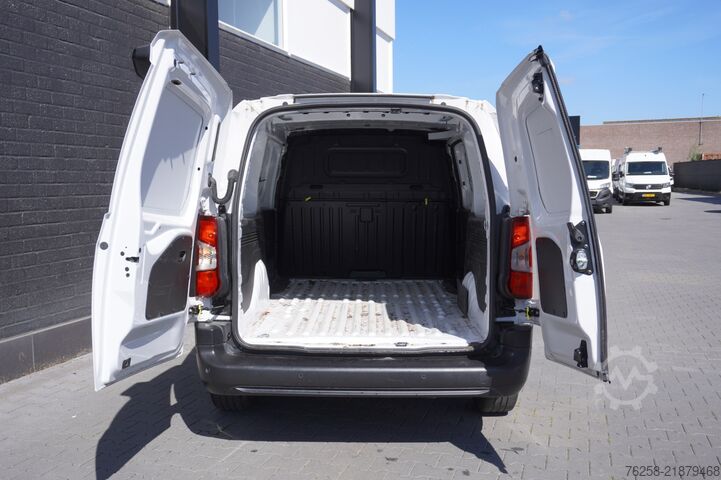 عربة ستيشن واغن ذات سقف مرتفع Opel Combo 1.5 BlueHDi 100PK L2 EURO 6 - Airco - Nav...