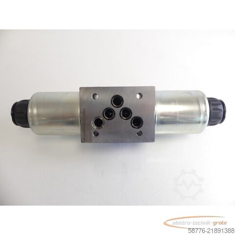 Componente Rexroth 4WE 10 D50 / OFEG24N9K4 / M Hydraulikventil MNR: R901278763 SN: 18
