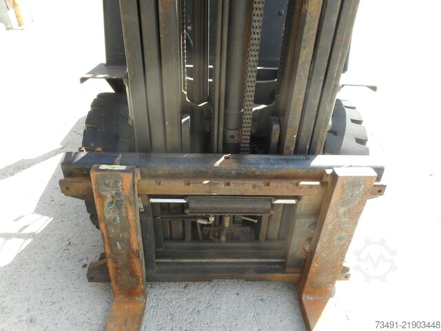 Forklift Yale GDP30 Triplex + SS