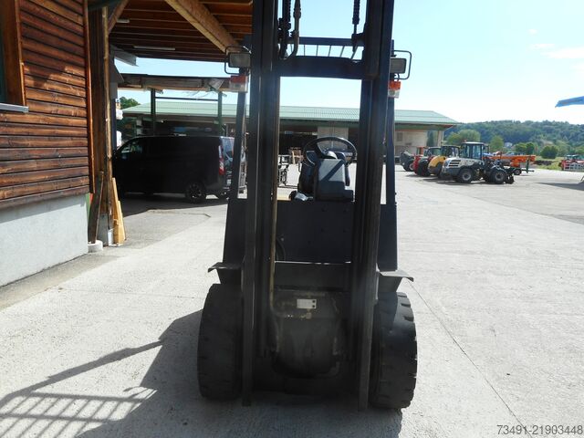 Forklift Yale GDP30 Triplex + SS