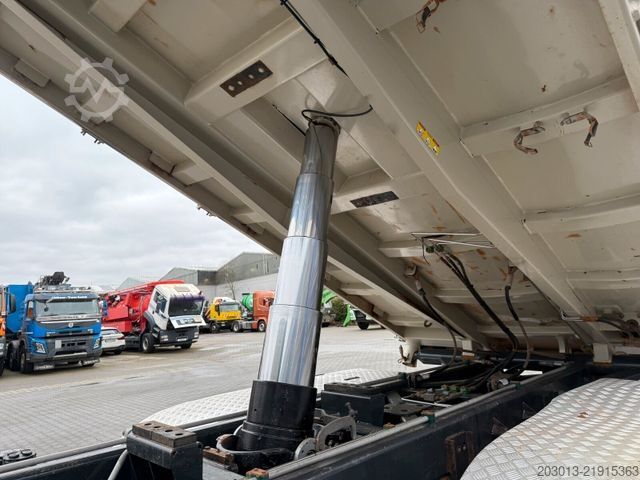 Wywrotka IVECO Tracker AD380T50 6x4 KH Kipper Bordmatik