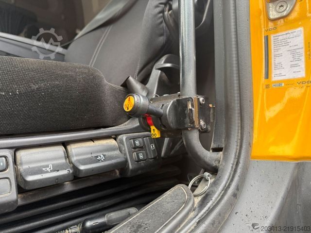 Standardowy ciągnik siodłowy SCANIA 450 XT 4x4 Euro 6 SZM Kipphydraulik Blatt / Luft