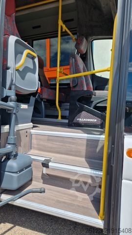 Autobus miejski MERCEDES-BENZ Heckniederflur Sprinter 517 / 4 er Bestuhlung