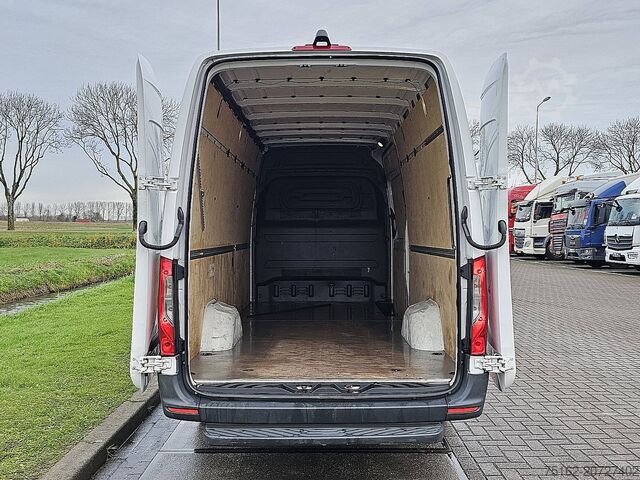 High-roof van MERCEDES-BENZ SPRINTER 316 L3H2 Maxi Navi