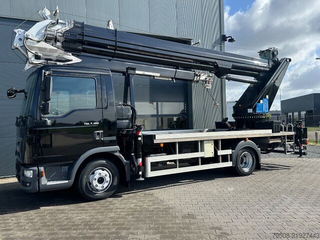 Alle terrein kraan Böcker AK 37/4000 with passenger basket, 2016, 35.076 km!