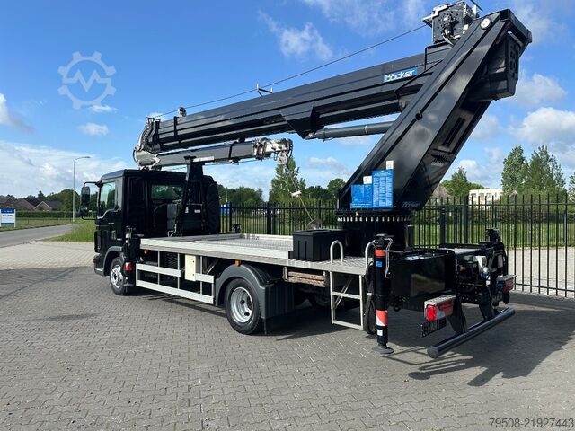 Alle terrein kraan Böcker AK 37/4000 with passenger basket, 2016, 35.076 km!
