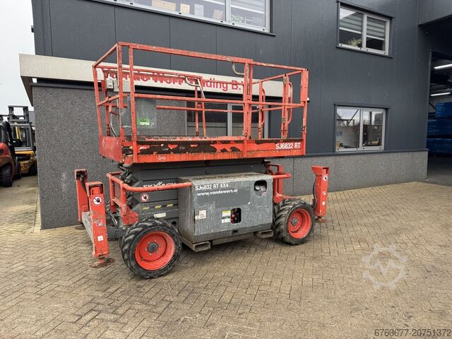 SKYJACK SJ 6832RT Scissor Lift, 2014, 4x4, Kubota Diesel Engine, 12m Working Height SKYJACK SJ 6832RT Schaarhoogwerker SCISSOR 2014 4X4 Kubota Diesel 12M Werkhoogte