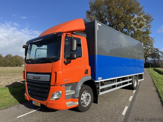Truck - box truck - DAF CF 230FA - EURO6 - MOT 11/25 - 2017 - side door/tail lift - very tidy condit DAF CF 370 FA